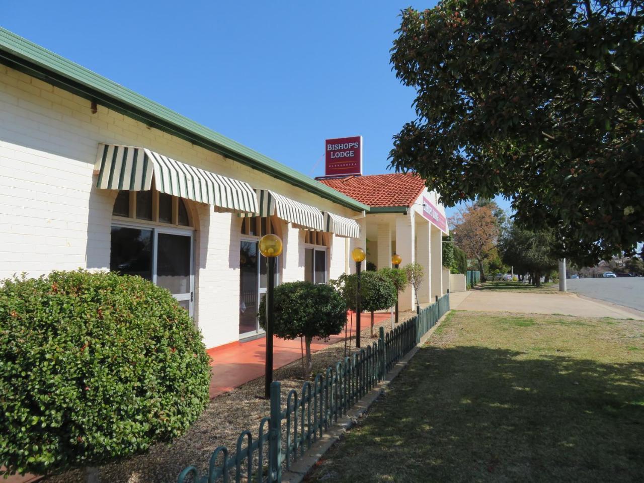 Bishops Lodge Narrandera Extérieur photo